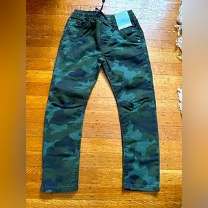 Cat & Jack camouflage stretch pants, NWT